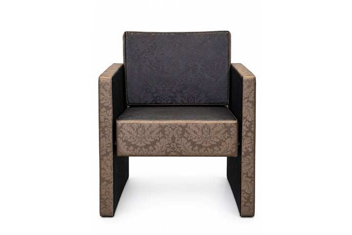 SQUARE WR Waiting Chair | exhibition piece 